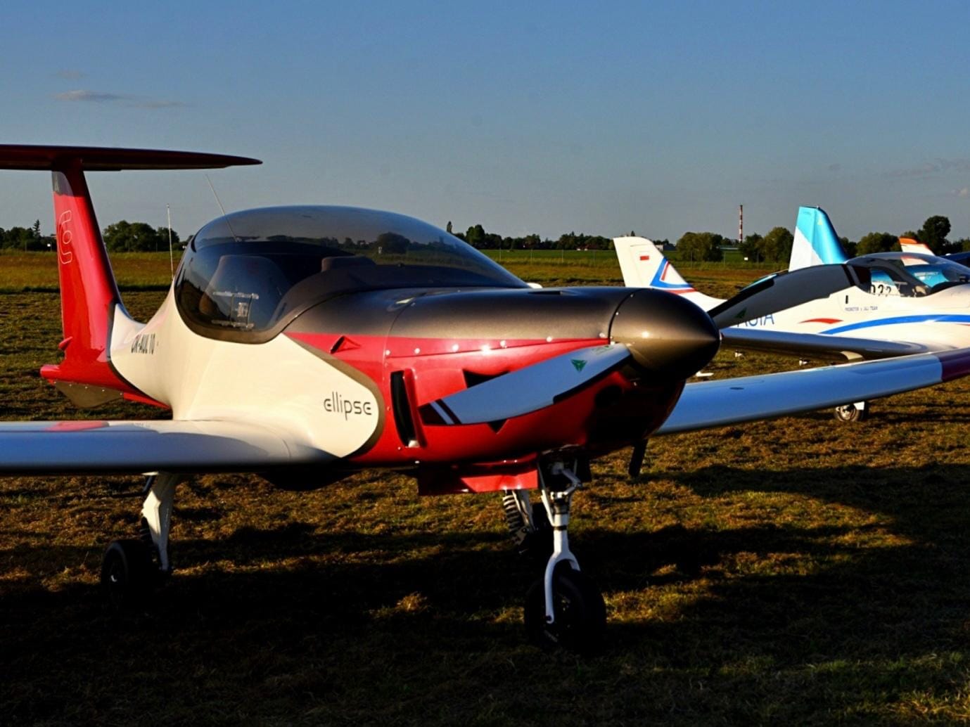 Read more about the article ELLIPSE RG OK-AUL 10